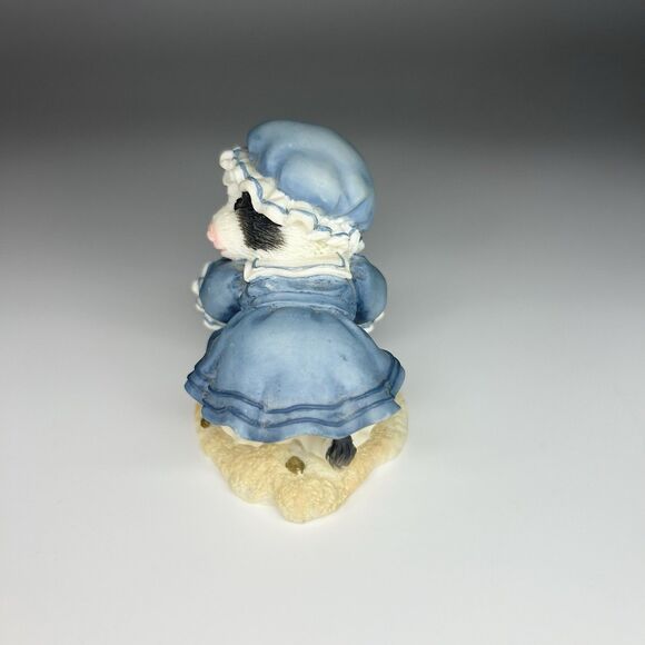 Mary’s Moo Moos Enesco Figurine #257532 Month August Moo and Me by the Sea 1996 - Picture 5 of 12
